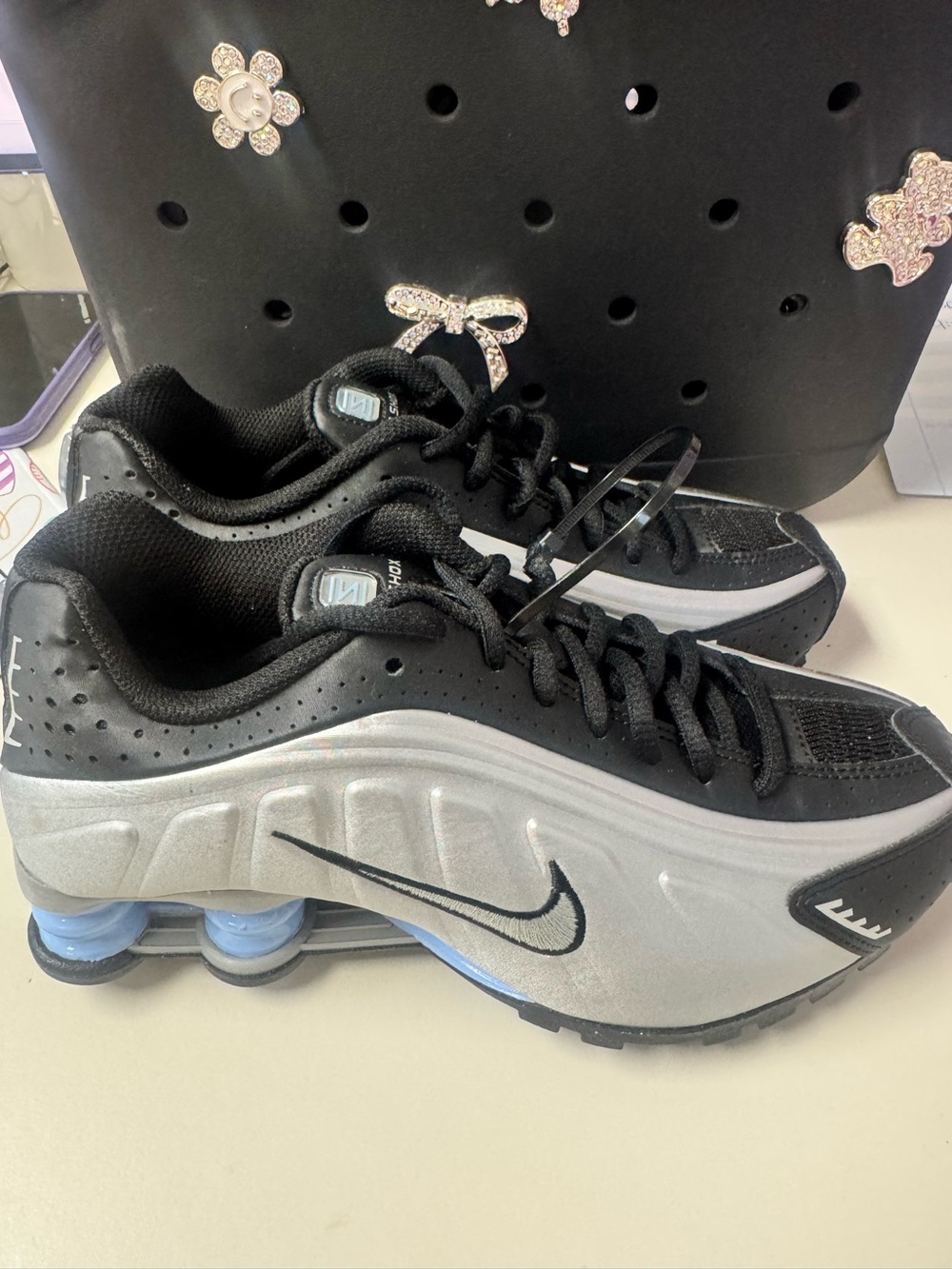 Nike Shox R4 GS Boys Sneakers - Black & Silver Blue